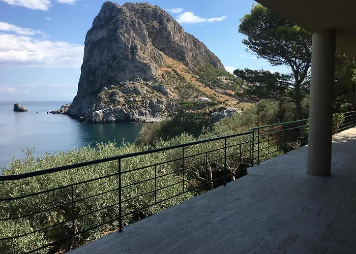 Capo Zafferano * باغيريا